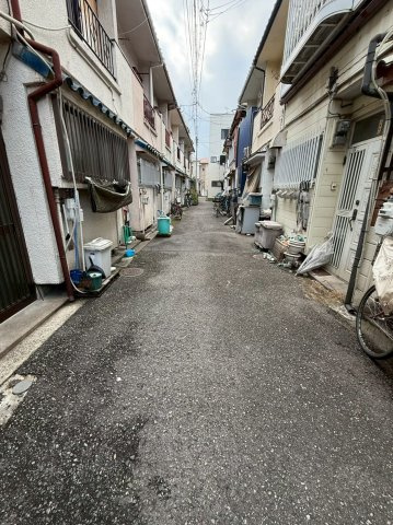 松原市天美南　テラスハウスの前面道路含む現地写真