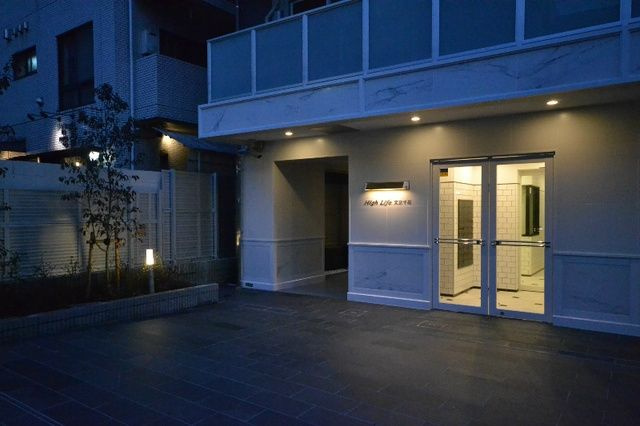 【エントランス】