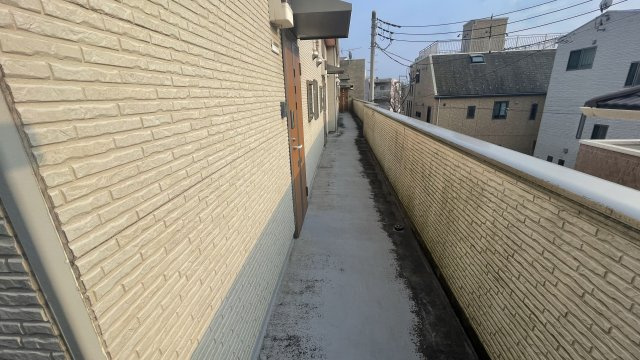ベルクルールのエントランス|共用廊下