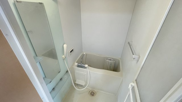 ベルクルールの浴室|他号室参考写真