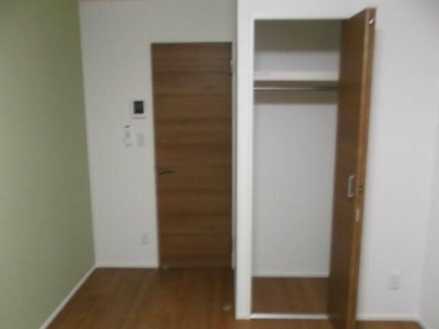 同棟別室