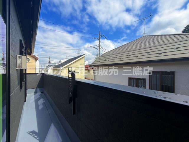 京王井の頭線 三鷹台駅 徒歩6分 新築戸建 武蔵野市吉祥寺南町３丁目のバルコニー