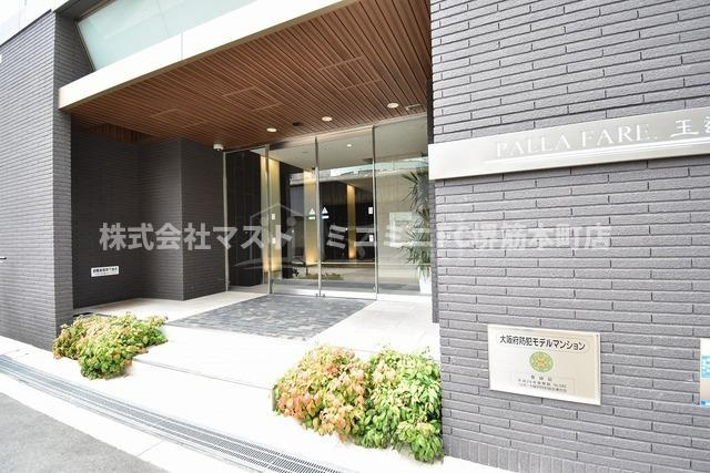 大阪市東成区中道３丁目の賃貸マンションのエントランス