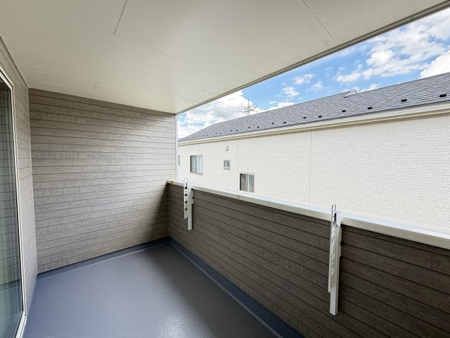 ハートフルタウン前橋市青柳町431番　A号棟のバルコニー|人気のインナーバルコニーです♪急な雨でも洗濯物が濡れずに安心です！