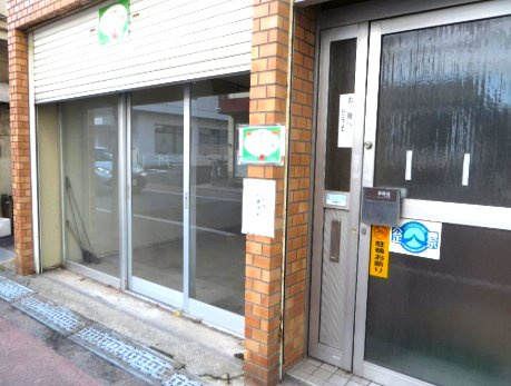 西住之江２丁目店舗のエントランス