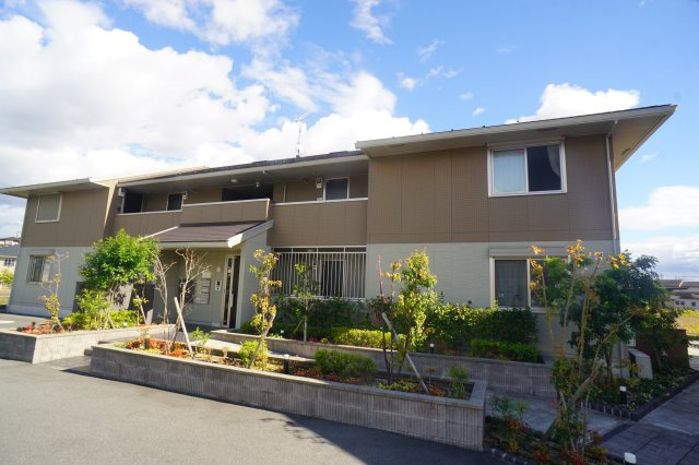 奈良市六条２丁目のアパート