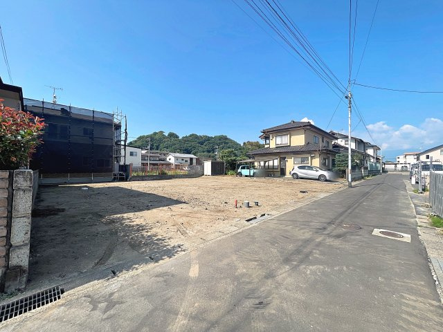 【建築条件なし】　福島市渡利4期　全2区画の前面道路含む現地写真