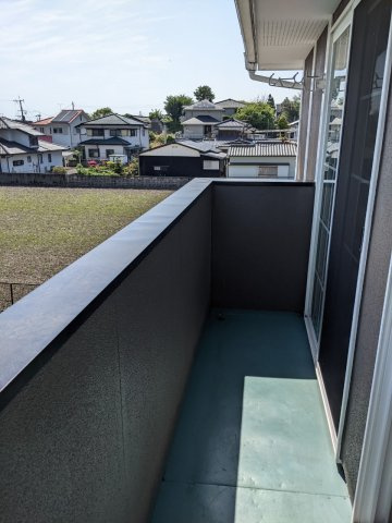 大牟田市大字三池の一棟アパートのバルコニー