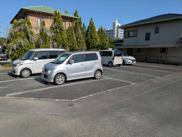 大牟田市大字三池の一棟アパートの駐車場