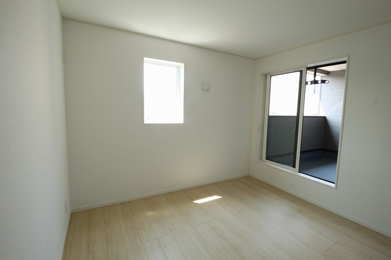 旭町第1　新築戸建　の洋室|3F　南東の部屋　6.87帖+バルコニー