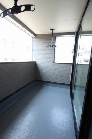 旭町第1　新築戸建　のバルコニー|3F　南東の部屋　6.87帖+バルコニー