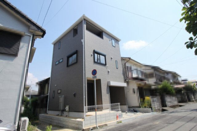旭町第1　新築戸建　の外観|土地面積　64.02㎡　（約19.36坪）建物面積　94.15㎡（約28.48坪）