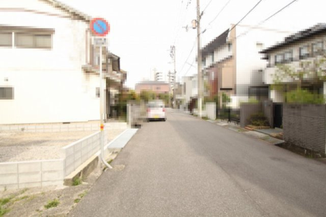 旭町第1　新築戸建　の前面道路含む現地写真|南側　幅　6.3ｍ　　間口　7.6ｍ