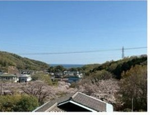中郡二宮町百合が丘1丁目　中古戸建　137.71坪の展望|東名高速「二宮IC」まで車2分とお車での移動も楽々♪