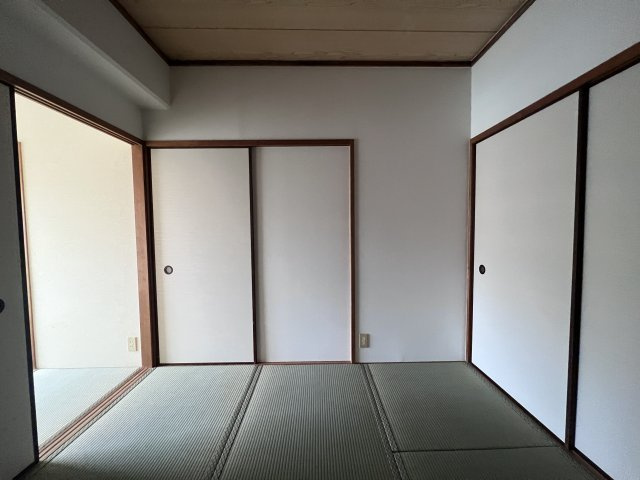 マリンハイム塩屋の和室