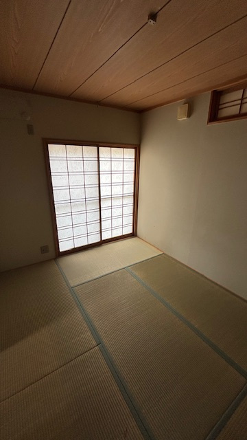 兵庫県伊丹市山田3丁目　中古戸建の和室|来客時にも便利な和室付き