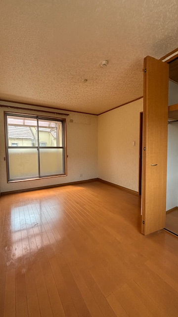 兵庫県伊丹市山田3丁目　中古戸建の洋室|使い勝手のいい洋室です