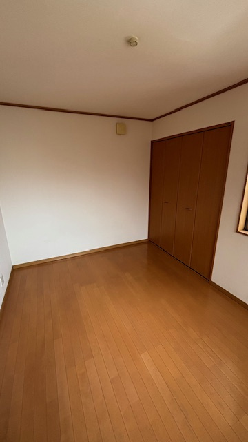 兵庫県伊丹市山田3丁目　中古戸建の洋室|コンパクトで使いやすい洋室です