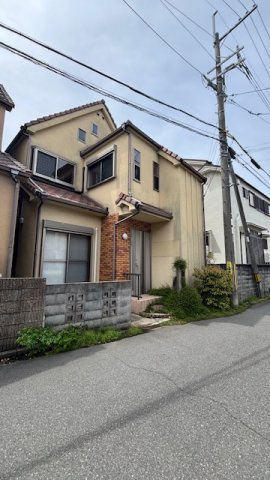 兵庫県伊丹市山田3丁目　中古戸建の前面道路含む現地写真|前面道路含む現地写真です