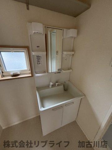 ベルクール加東　A棟の洗面所