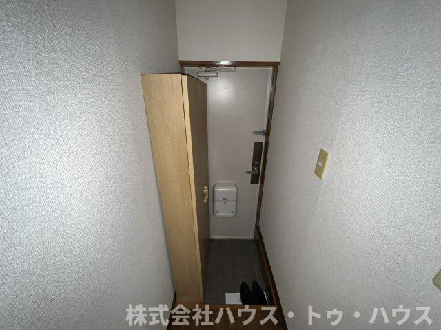 リーフコート江戸川台A棟の玄関