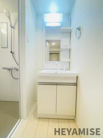 シーフロントの洗面所|※同間取りの別の階のお部屋の写真です※