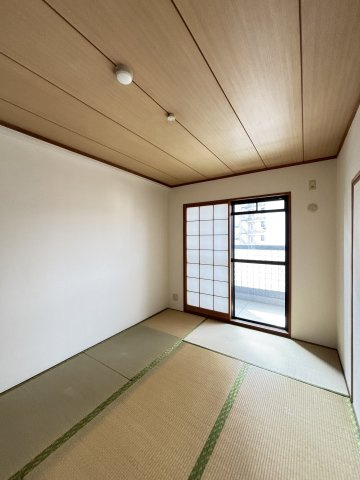 エクセレント米子の和室