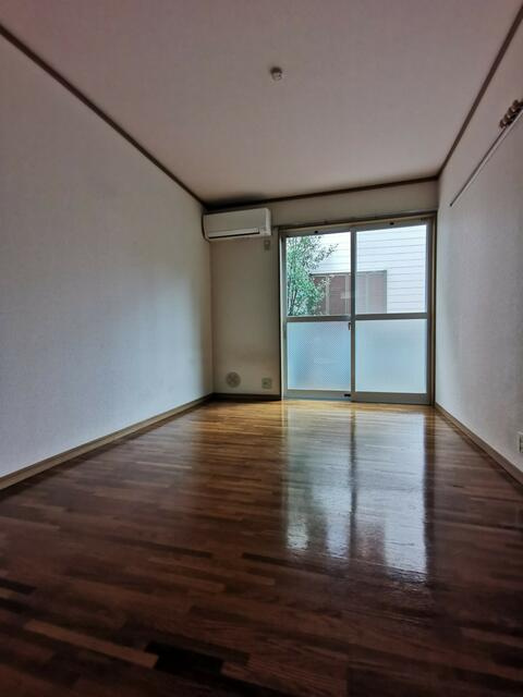 ハイツイーストの寝室|別部屋の参考写真です。