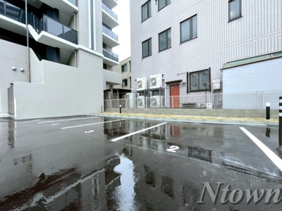 【駐車場】 | ファンファーレ黄金 | 車をお持ちの方に嬉しい駐車場付きの物件です