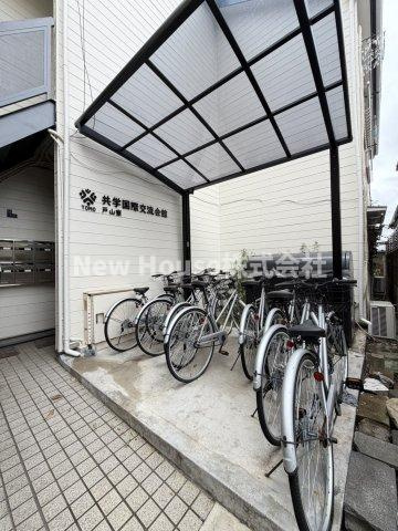 共学国際交流会館　戸山寮のエントランス