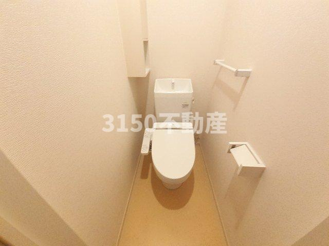 ラシアⅡのトイレ|落ち着いたトイレです
