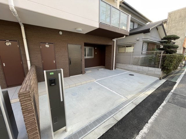 ボニータカーサのエントランス|ゆとりのあるエントランスです