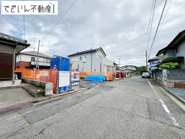 【前面道路含む現地写真】 | blooming garden深谷市岡里　新築住宅 | 現地(2026年5月撮影)