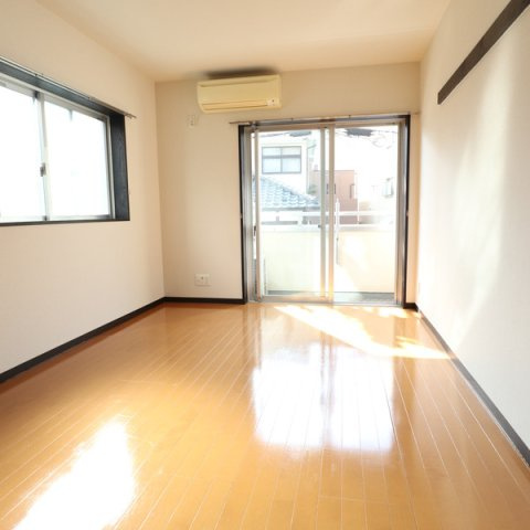 【居間・リビング】