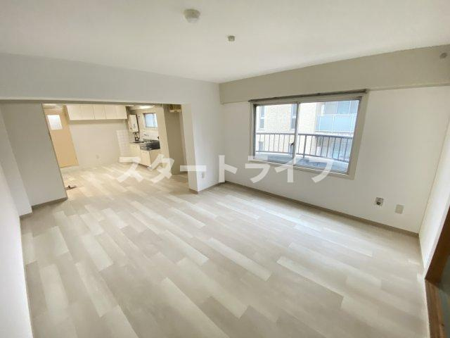 大阪市淀川区東三国６丁目の賃貸マンションの寝室