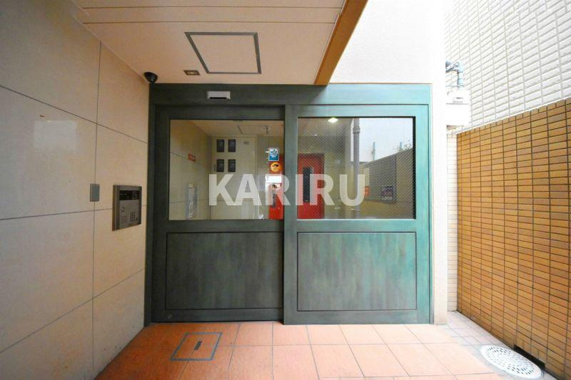 サンプラザ清水駅前のエントランス