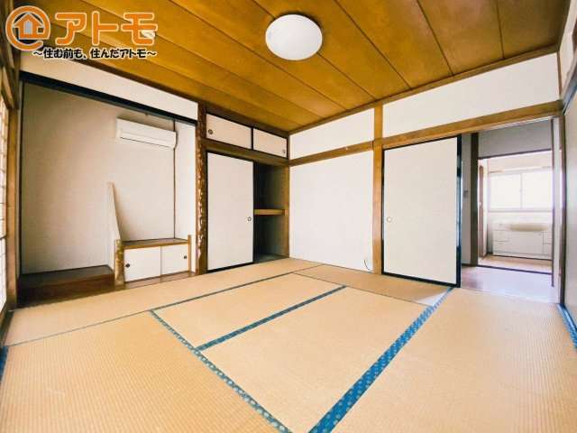 【寝室】 | 山梨県甲斐市富竹新田　中古戸建て　全1棟