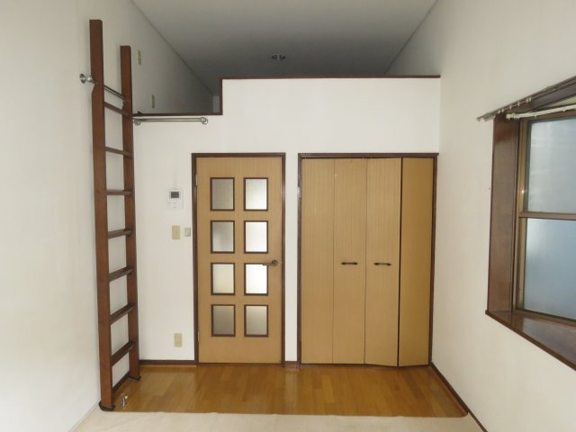 メゾンブルーリボンの内装