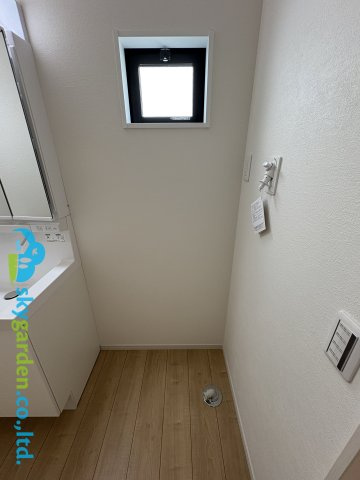 茅ヶ崎市南湖４期　新築戸建　全２棟１号棟のランドリースペース