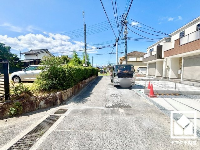 大津市別保2丁目　1期　3号地の前面道路含む現地写真