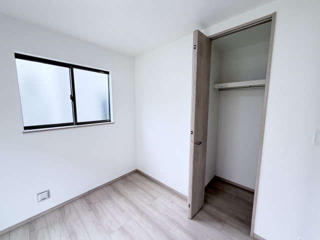 ハートフルタウン前橋市光が丘町6番　Ａ号棟の収納|1階洋室収納です