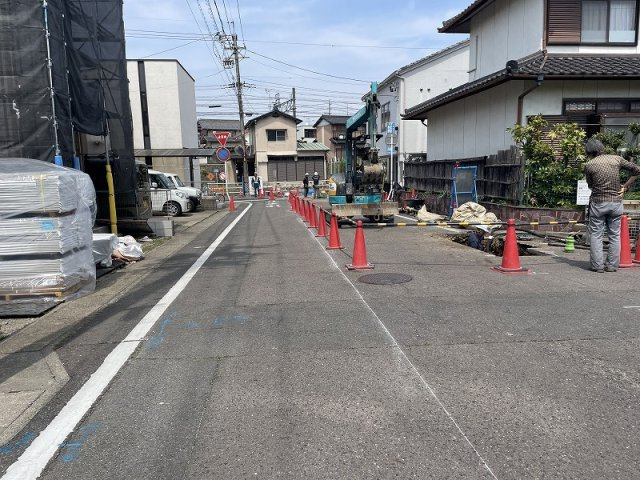 各務原市那加織田町１丁目の前面道路含む現地写真