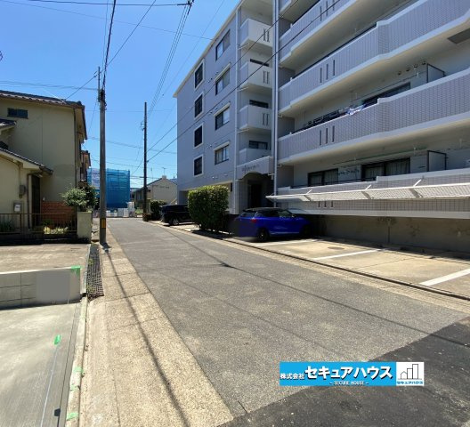 【今すぐご案内可能】名古屋市南区赤坪町　全1棟の前面道路含む現地写真|事前予約にて現地ご見学いただけます！お気軽にお問い合わせください♪
■株式会社　セキュアハウス■
住宅ローンに強く、知識、経験豊富なスタッフ在籍
お客様に寄り添い、ご成約後もサポート致します。