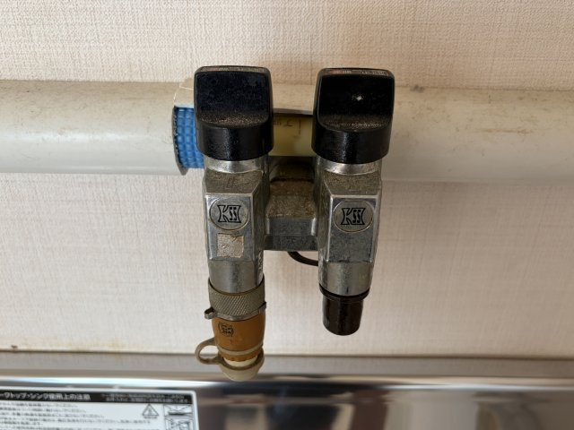 アラキビルの設備