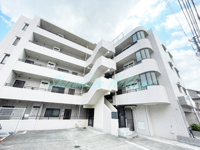 藤沢市大鋸１丁目の賃貸マンションの外観
