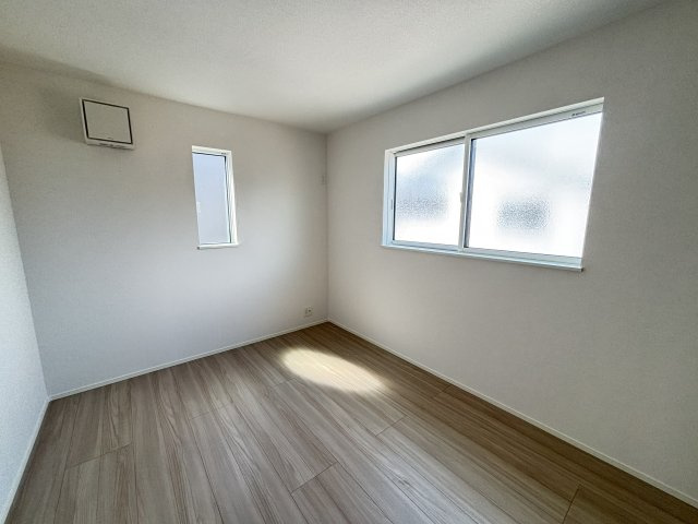 知立市八橋町的場83番地1『仲介手数料無料』新築一戸建て・建売の洋室
