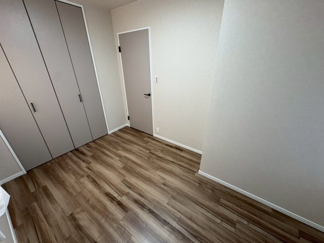 グレーシィ須磨アルテピアⅢ番街１期棟の洋室|個人の部屋や寝室として使える洋室です