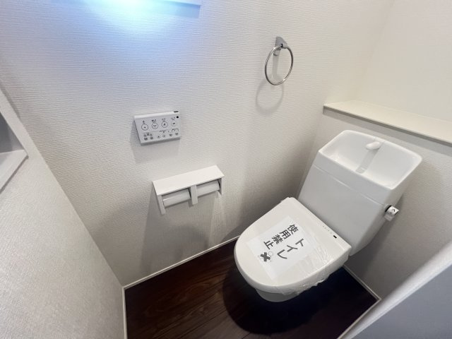 橿原市常盤町第1期 3号棟のトイレ|清潔感のあるトイレです