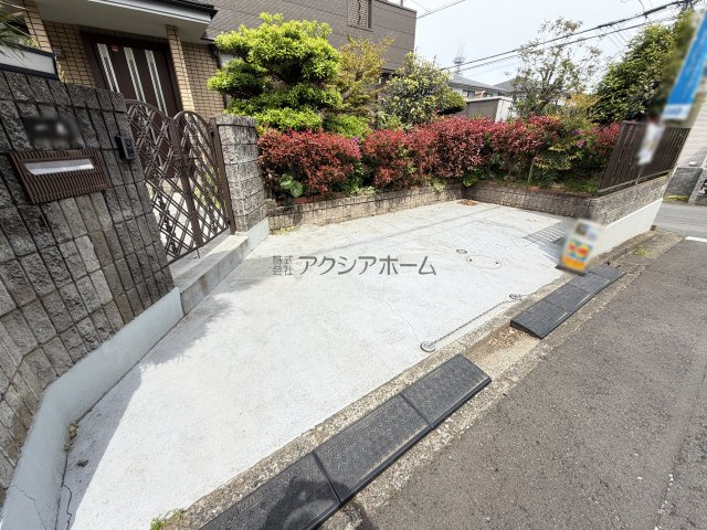 所沢市上新井5丁目　中古一戸建　～内外装リフォーム～の駐車場|2026年4月17日撮影