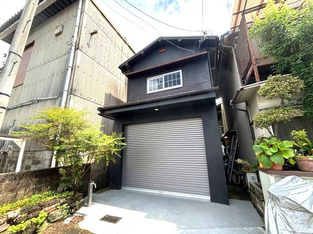 西板持ガレージハウス